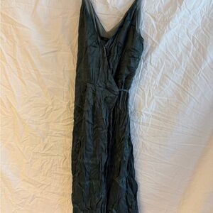 Elegant V-Neck Mini Dress in Deep Sage